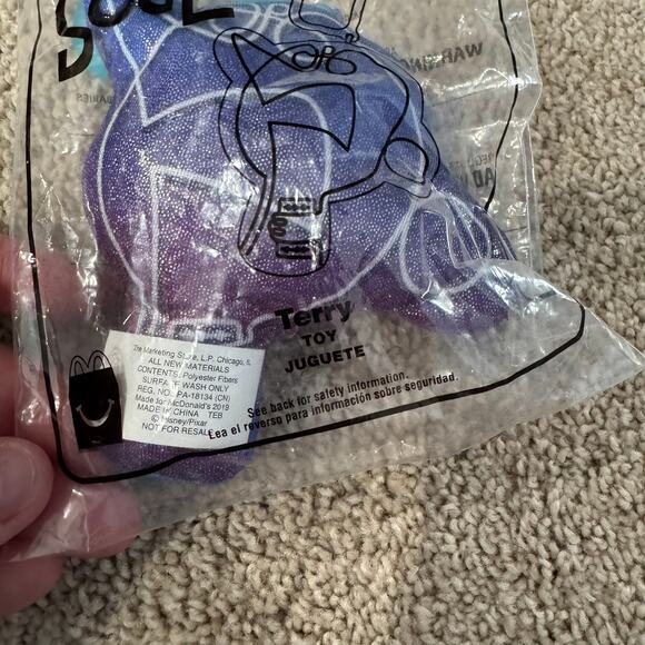 NWT McDonald's Disney Pixar SOUL Terry Clip Happy Meal Plush Toy UNOPENED 2020 - Picture 2 of 5